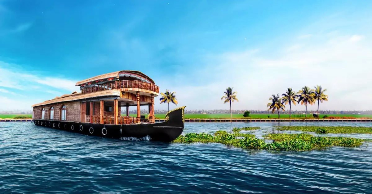 4 Days Munnar Alleppey Tour Package