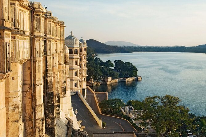 4 Day Udaipur Mount Abu Tour Package
